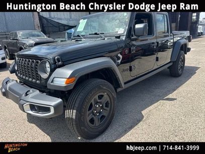 Used 2024 Jeep Gladiator Sport