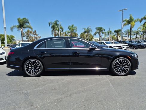Used 2022 Mercedes-Benz S 580 4MATIC Sedan image 11