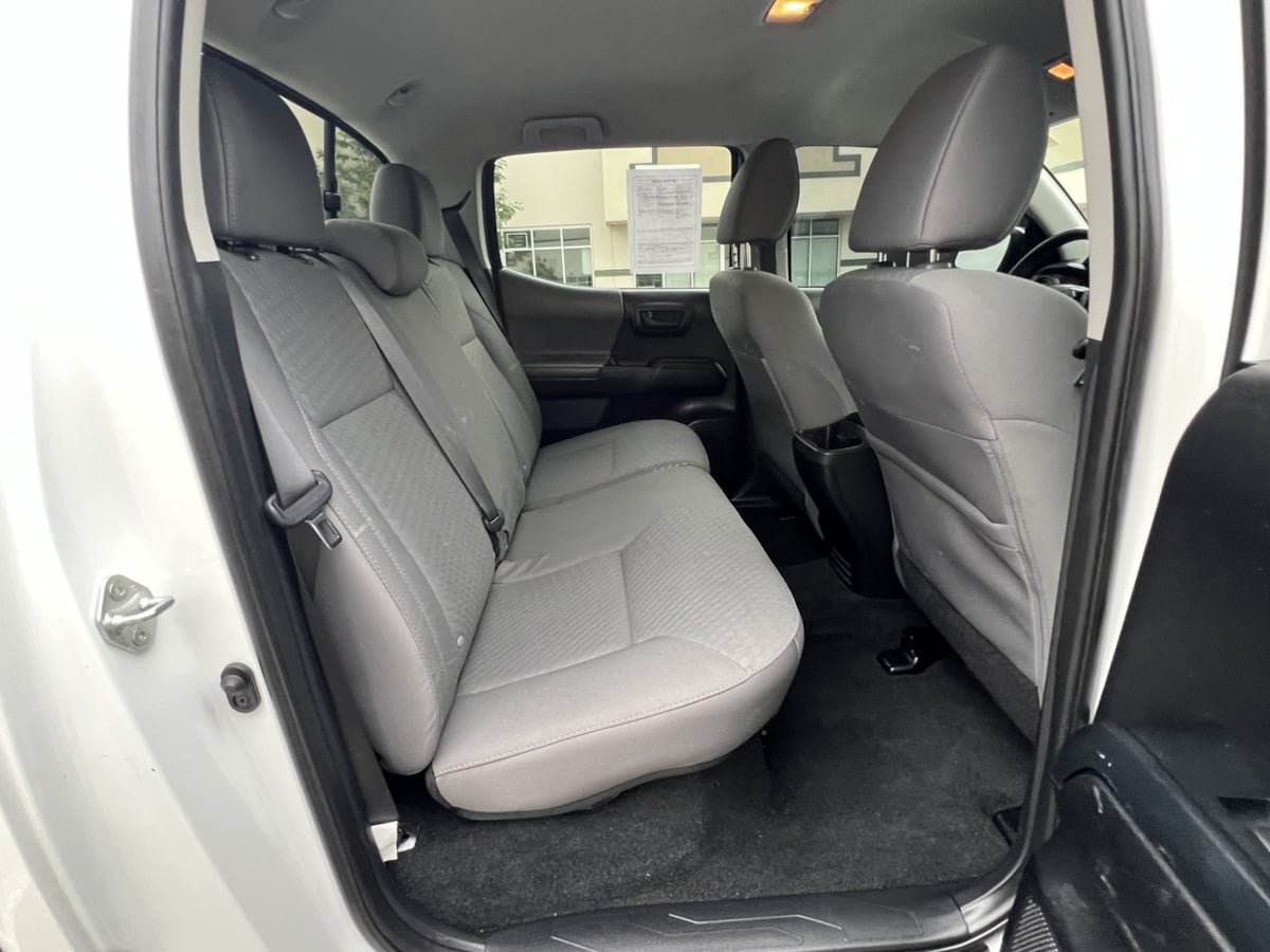 Used 2021 Toyota Tacoma SR AWD/4WD image 14