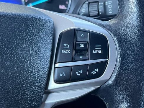 Used 2022 Ford Explorer XLT w/ Equipment Group 202A image 29