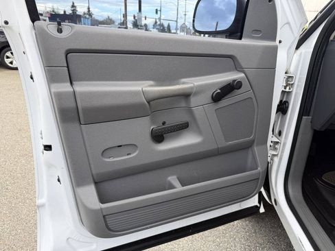 Used 2008 Dodge Ram 1500 Truck ST w/ Popular Equipment Group RWD image 9
