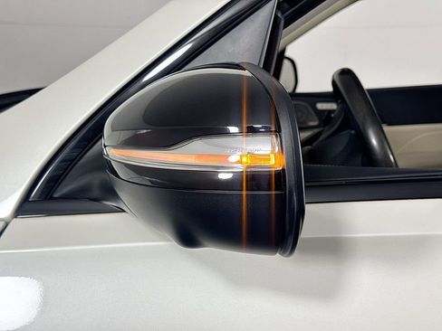 Used 2021 Mercedes-Benz GLS 580 4MATIC image 20