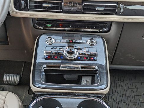 Certified 2023 Lincoln Nautilus Reserve w/ Equipment Group 201A image 18