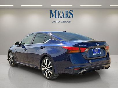 Used 2022 Nissan Altima 2.5 SR