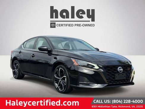 Used 2024 Nissan Altima 2.5 SR FWD image 1