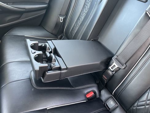 Used 2019 BMW 540i w/ M Sport Package image 33