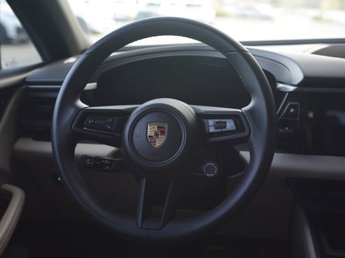 Certified 2025 Porsche Macan 4S Electric image 16