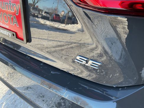 Used 2025 Toyota Camry SE image 10