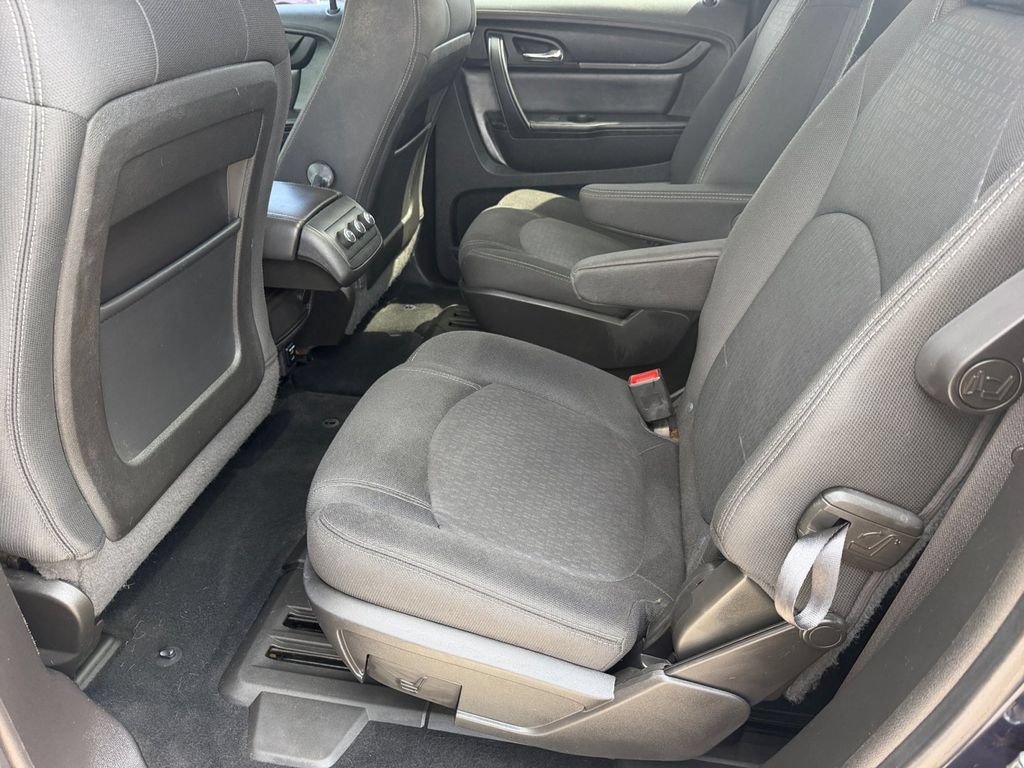 Used 2015 GMC Acadia SLE FWD image 14