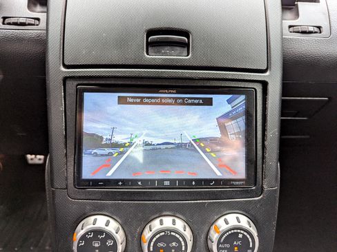 Used 2006 Nissan 350Z Touring image 24