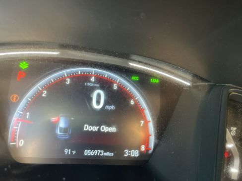Used 2019 Honda Civic Sport image 10