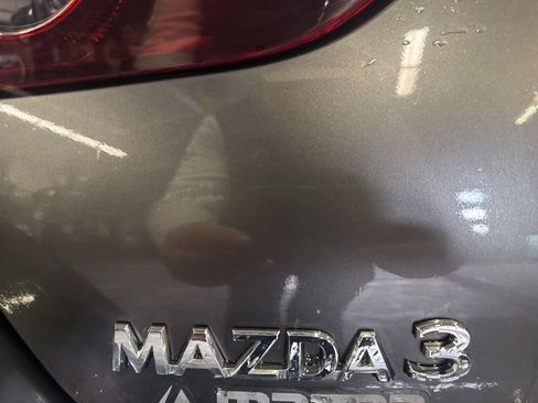 Used 2020 MAZDA MAZDA3 Sedan w/ Preferred Package image 14