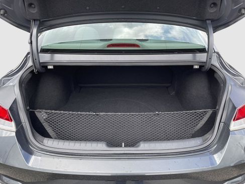 Used 2021 Hyundai Elantra SEL FWD image 15