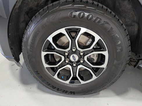 Certified 2023 Ford Expedition XLT AWD/4WD image 3