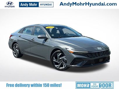 Used 2025 Hyundai Elantra Limited