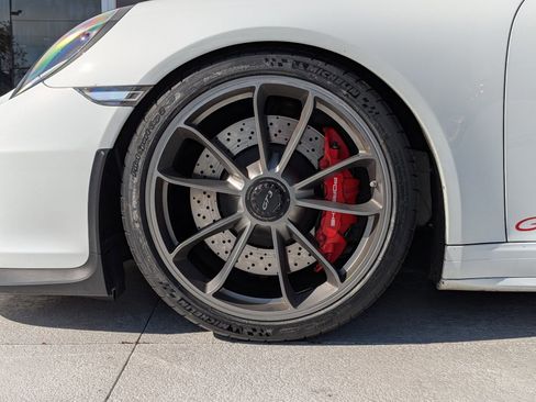 Certified 2015 Porsche 911 GT3 image 24