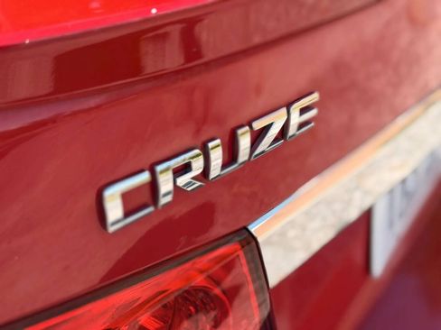 Used 2013 Chevrolet Cruze LT w/ RS Package FWD image 17