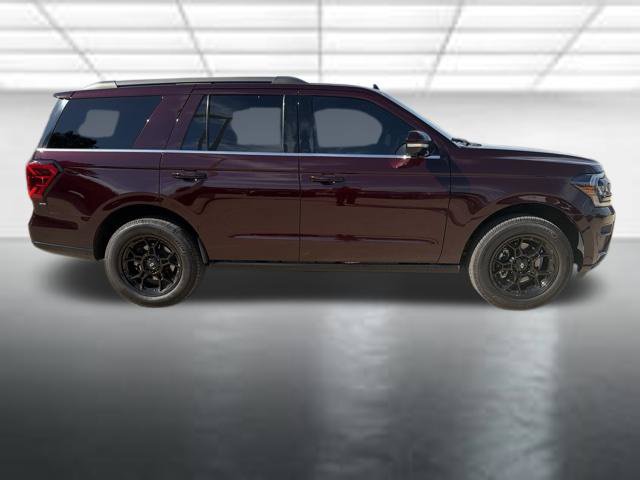 Used 2023 Ford Expedition Limited RWD image 2