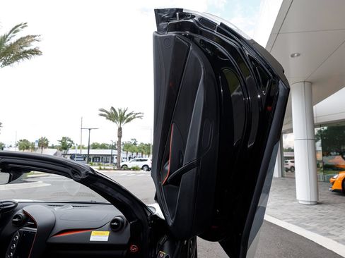 Used 2024 McLaren 750S Spider RWD image 66