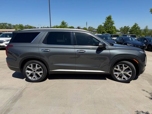 Used 2021 Hyundai Palisade SEL FWD image 4