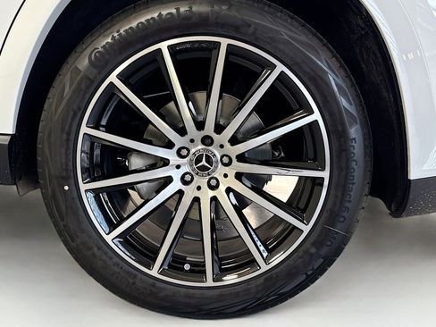 New 2026 Mercedes-Benz GLS 580 4MATIC image 30