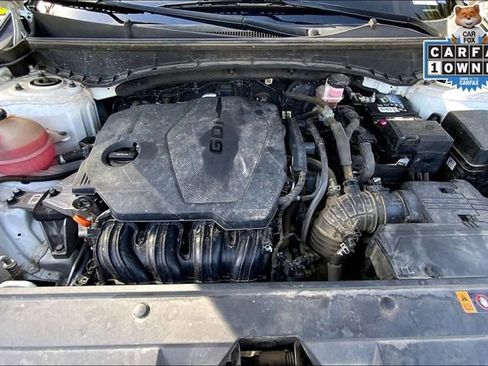 Used 2022 Hyundai Santa Cruz SEL image 9