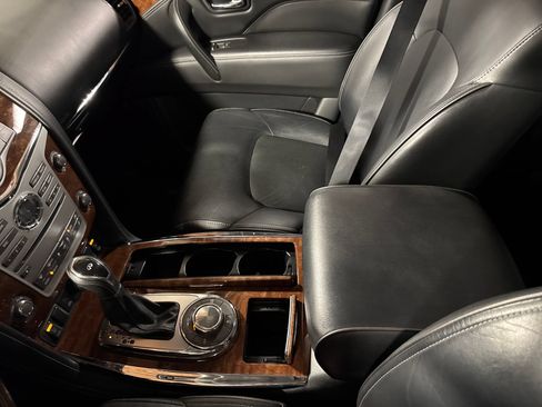 Used 2018 INFINITI QX80 4WD w/ Driver Assistance Package image 28
