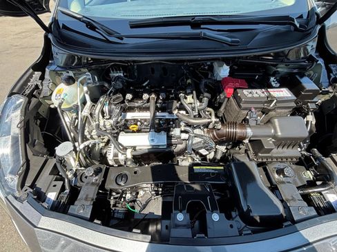 Used 2025 Nissan Versa SV FWD image 30