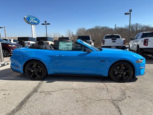 Used 2023 Ford Mustang GT Premium w/ Equipment Group 401A image 8