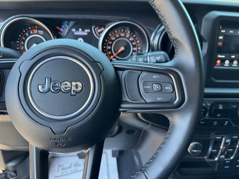 Used 2022 Jeep Wrangler Unlimited Sport image 20