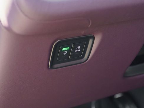 Certified 2026 Porsche Cayenne S image 29