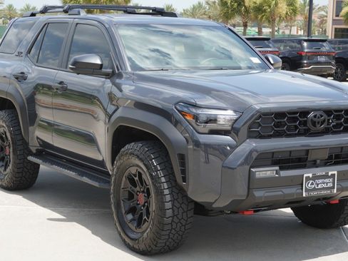 Used 2026 Toyota 4Runner TRD Off-Road Premium AWD/4WD image 3