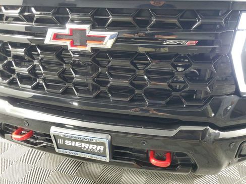 New 2026 Chevrolet Silverado 2500 ZR2 AWD/4WD image 10