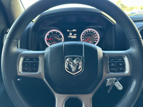 Used 2022 RAM 1500 Classic SLT image 22