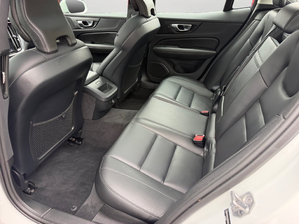 Used 2020 Volvo S60 T6 Momentum w/ Protection Package Premier AWD/4WD image 12