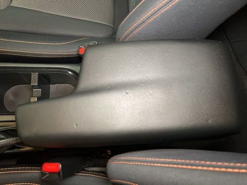 Used 2018 Subaru Crosstrek 2.0i Premium w/ Eyesight System image 24