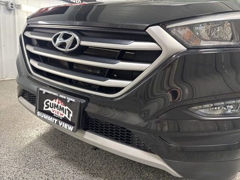 Used 2018 Hyundai Tucson Sport image 23