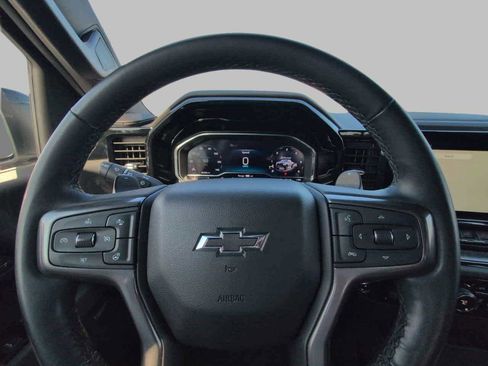 Used 2024 Chevrolet Silverado 1500 ZR2 image 28