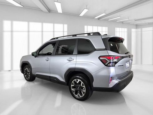New 2026 Subaru Forester Premium AWD/4WD image 4