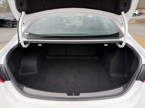 Used 2024 Chevrolet Malibu LT image 33