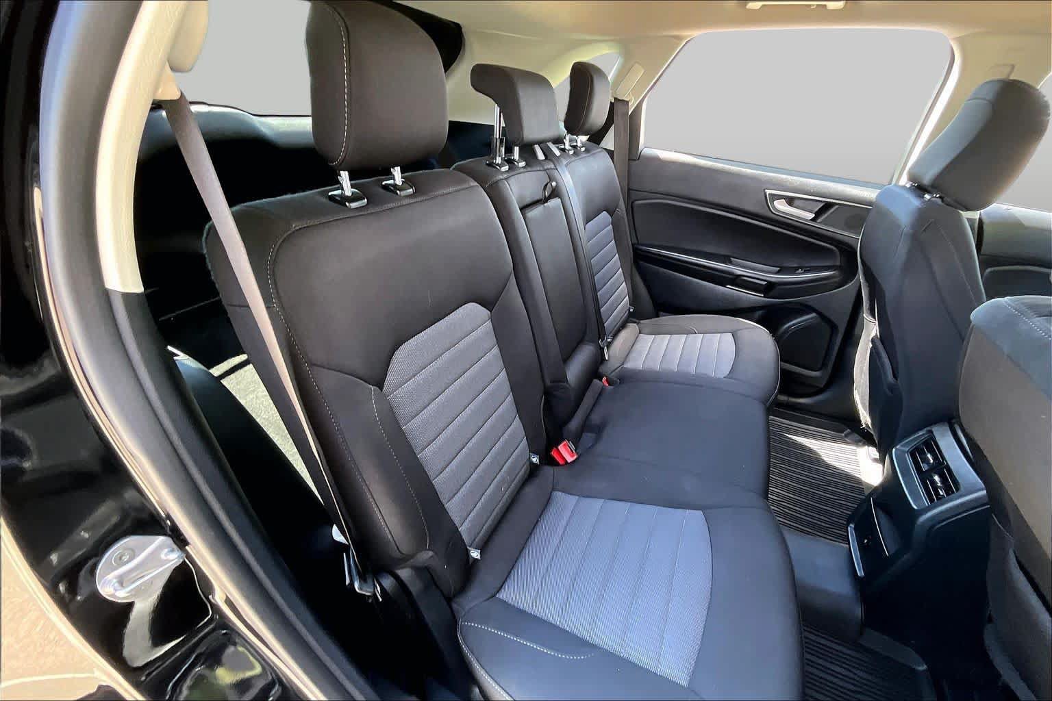 Used 2024 Ford Edge SE AWD/4WD image 19