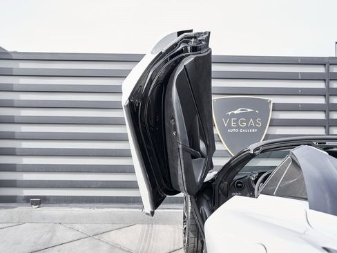 Used 2024 McLaren 750S image 38