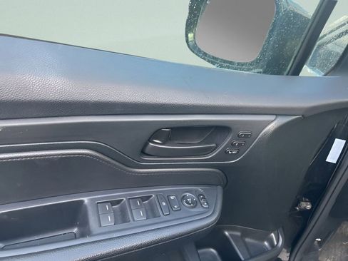 Used 2023 Honda Odyssey Sport image 21