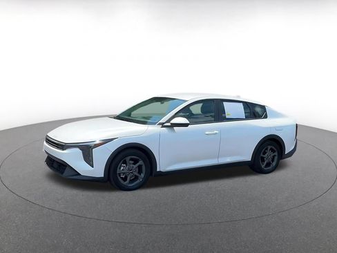 Used 2026 Kia K4 FWD image 8