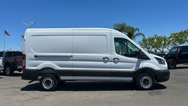 New 2026 Ford Transit 250 148 Medium Roof w/ Load Area Protection Package RWD image 2