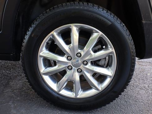 Used 2014 Jeep Cherokee Limited AWD/4WD image 43