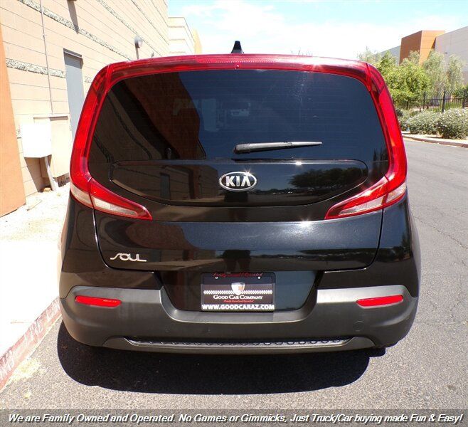 Used 2020 Kia Soul LX FWD image 4