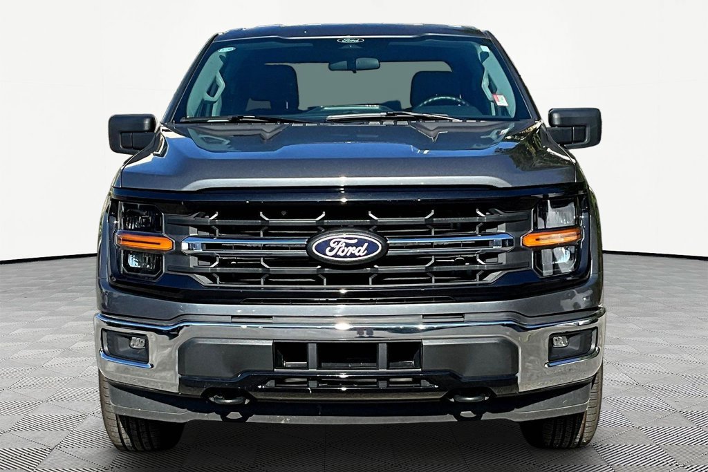 Used 2025 Ford F150 XLT w/ Equipment Group 301A Standard AWD/4WD image 2