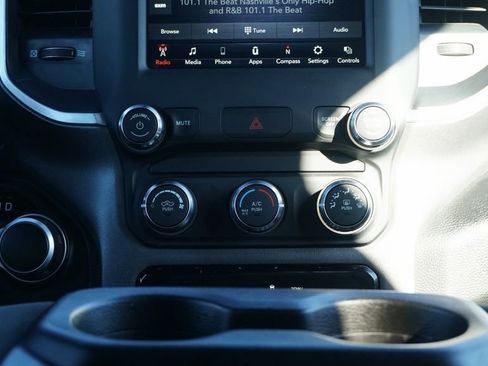 Used 2021 RAM 1500 Big Horn image 31