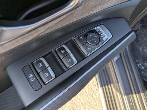Used 2023 Kia Sorento EX FWD image 18